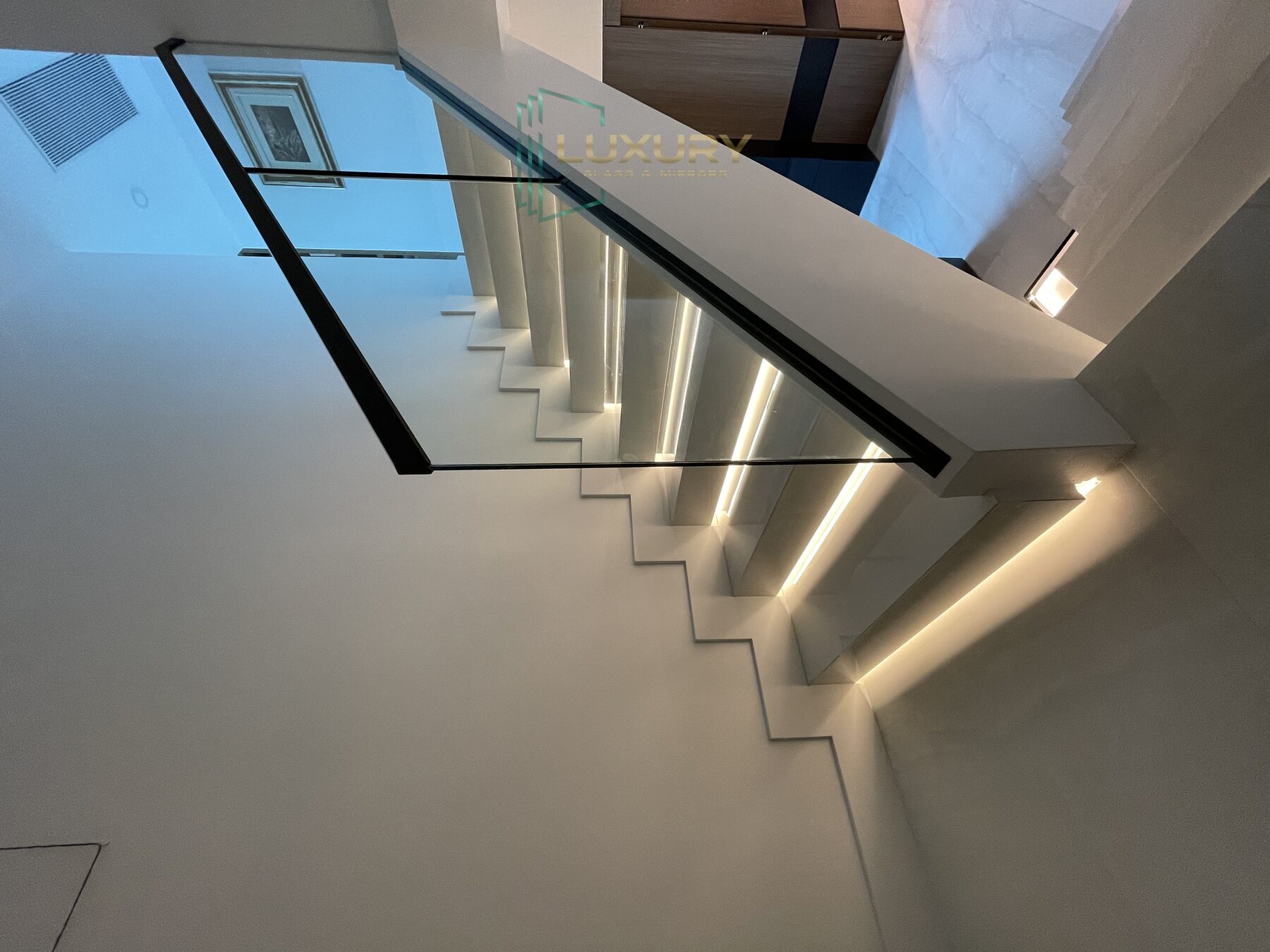 Glass railing